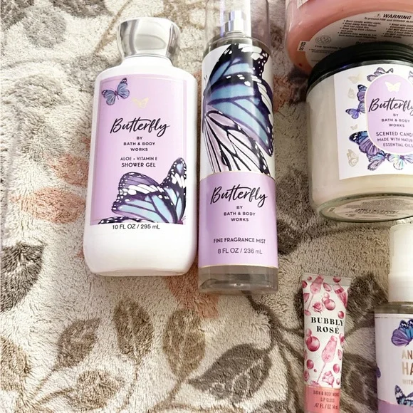 BBW Bath and Body Works One Of A Kind Mother’s Day Gift Box 2022